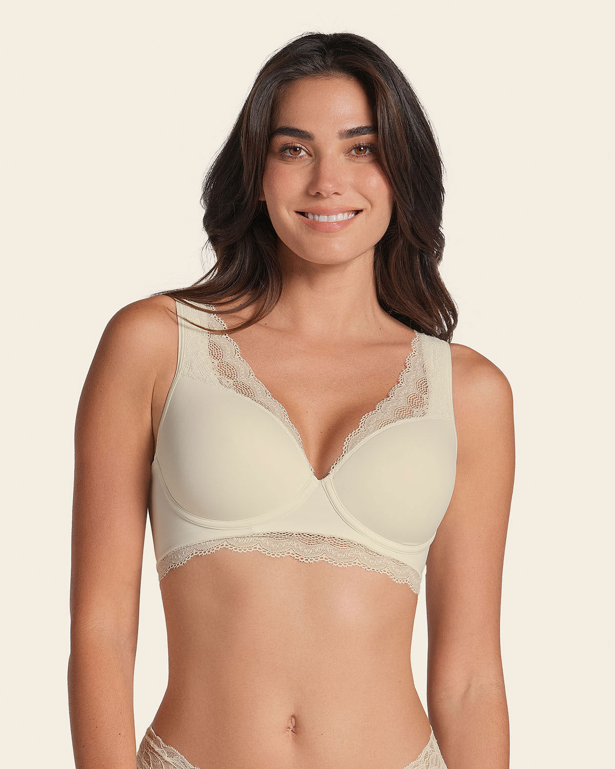 Deep Coverage Soft Lightly-Lined Lace Underwire Bra